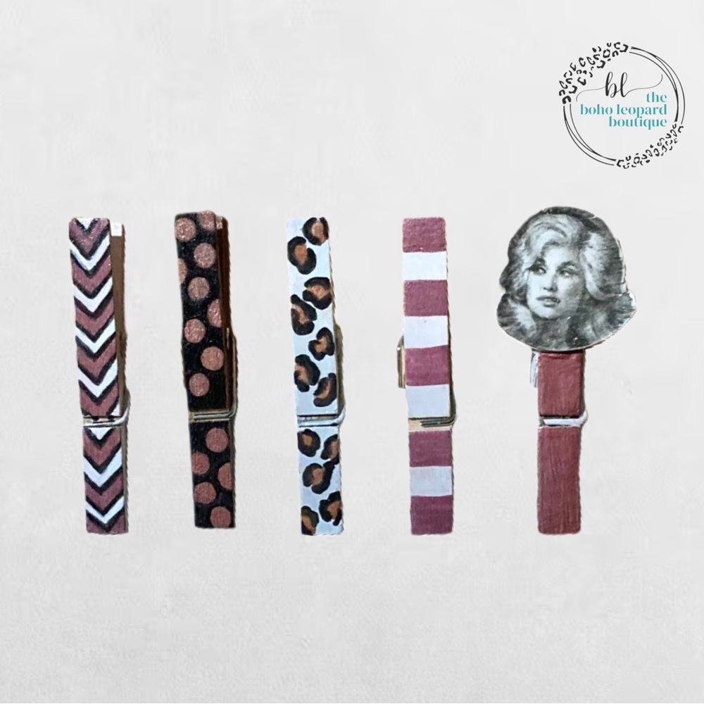 Handmade Dolly Set of clothespin magnets